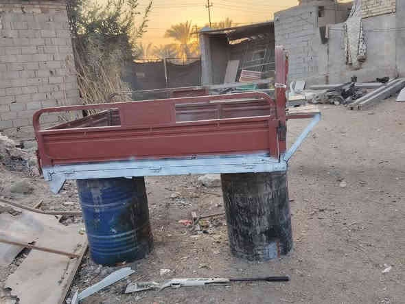 بدي جمره للبيع مكاني حله ورديه نضيف شوفت عينك ما بي خياس حصيره نضيفه ***********
