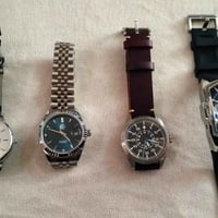 ساعات رجاليه اوتماتيك جديد + نضارات إيطالي جديدة 07735222511 مكان بغدا...