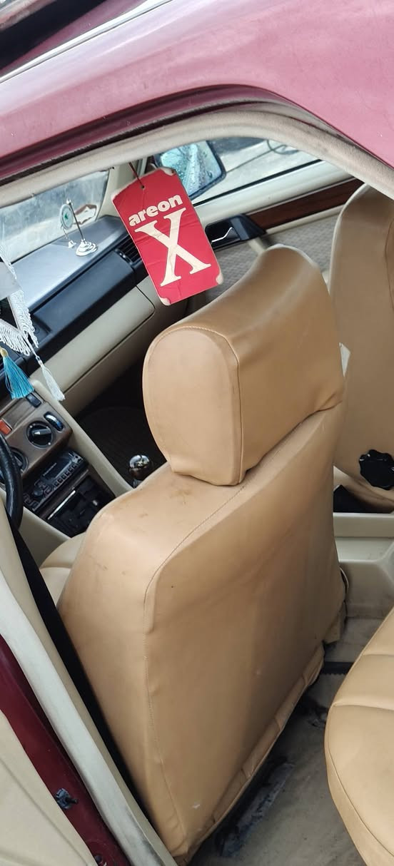 سلام عليكم للبيع
مديل ٨٩
مارسدس حجم ٢٣٠اوربي
كير عادي 
صبغ عام لجماليه 
مكفوله من ضربه 
رقم كربلاء بسمي
كير مكينه كفاله 
كهربائيات كلها شغاله
حداديه تخم تاير جديد
فتحه طكتين 
سياره معايزه برغي واحد 
مكان سياره بالنجف كوفه 

***********
