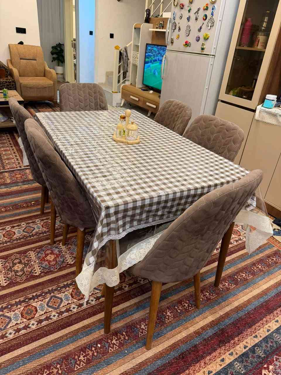 ميز طعام كلش نضيف للبيع 200 الف ويا 6كراسي


**إذا كنت صاحب هذا الإعلان وتريد حذفه لأي سبب، رجاءا أرسل رسالة إلى الدعم الفني**