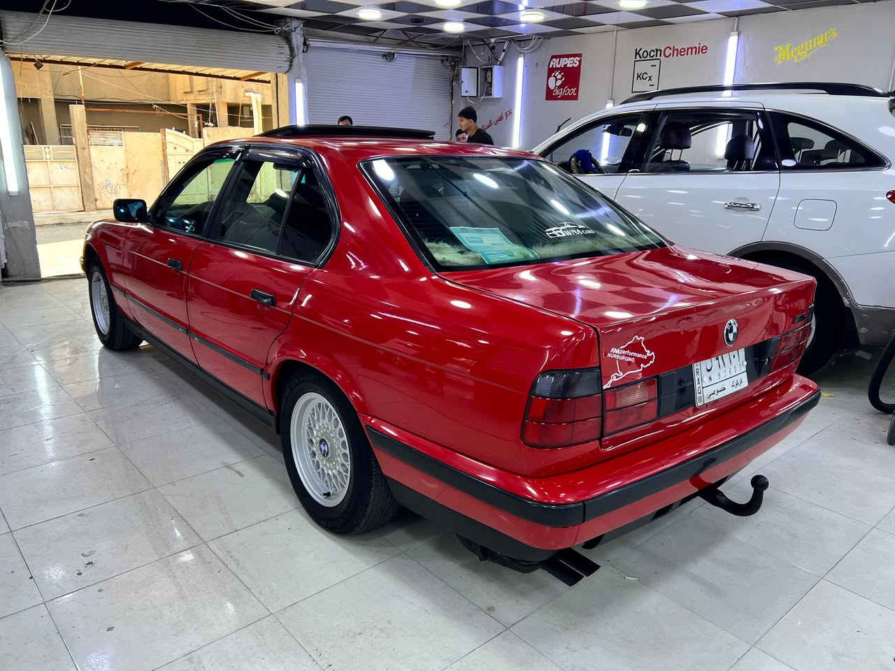 بي ايم 520 للبيع موديل 91 سياره مشروع وطني دفتر بانزين شرط تحويل وغرامات سياره بدون صبغ علبلاد قطعه وحده صبغ كير مكينه بشرط كير عادي سعر 57 بي مجال بسيط عنوان كركوك ***********
