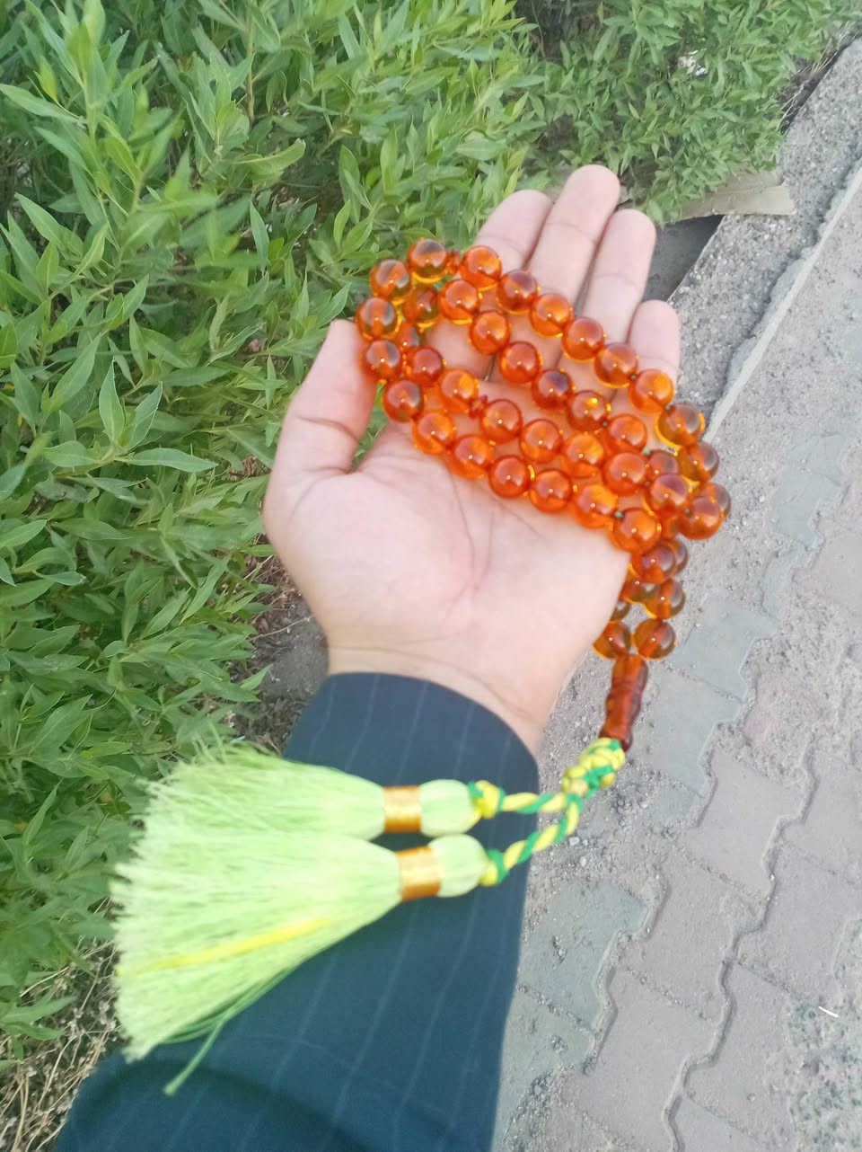 اللهم صل على محمد وآل محمد
مسباح سندلس 45 حبة مع كركوشة حياكة ثقيلة
من اجمل الالوان كانها كهرب روسي عسلي تماما


**إذا كنت صاحب هذا الإعلان وتريد حذفه لأي سبب، رجاءا أرسل رسالة إلى الدعم الفني**