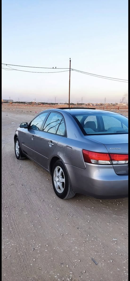 سلام عليكم سوناتا موديل 2008 خليجي فول فتحه سياره مكفوله ماعده بارد بصيط مكينه 2400 جاهزه السياره تبريد حداديه مكينه كير سعر 105  مكان نجف رقم ***********
