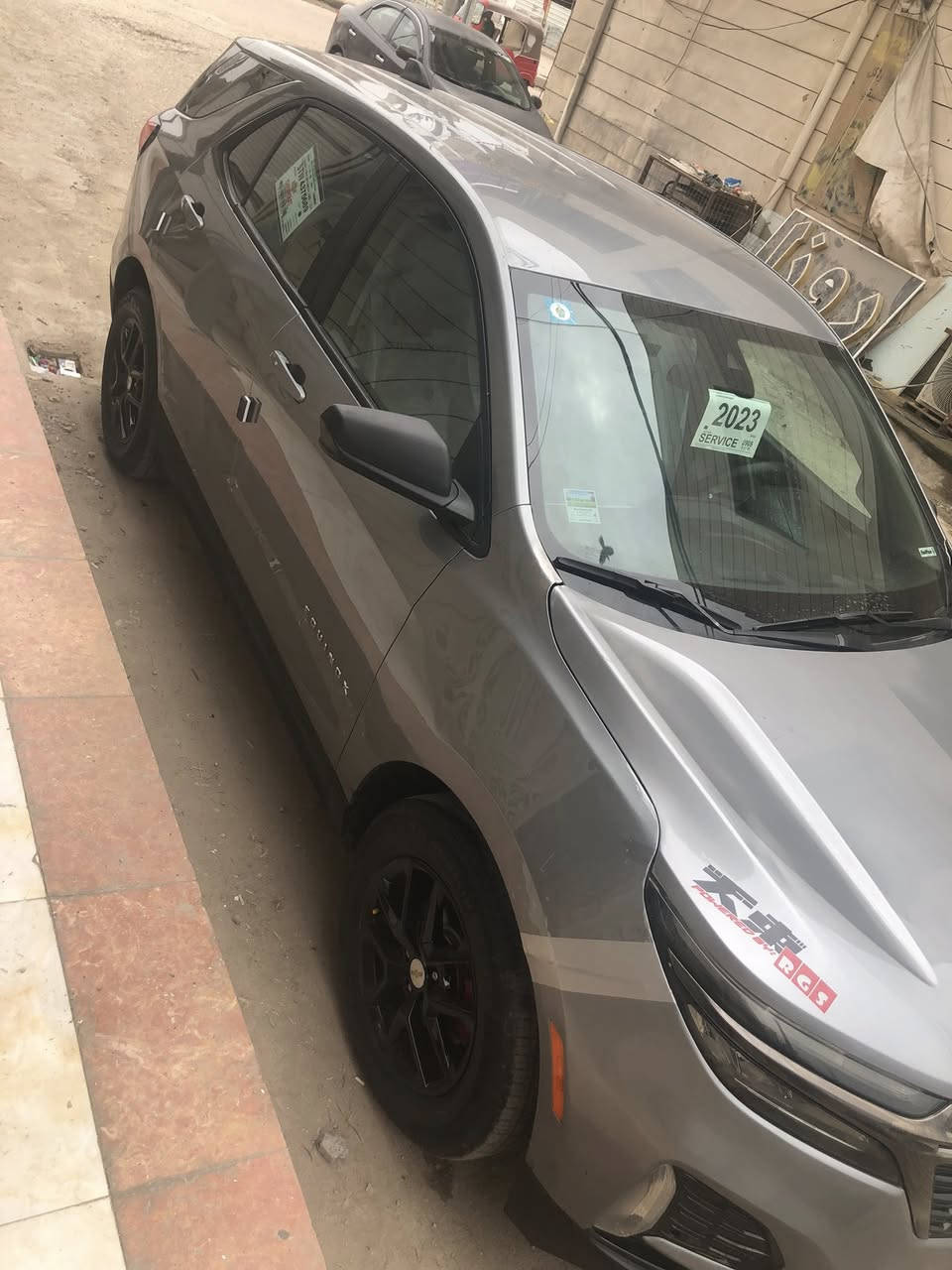 موديل ٢٣ صونارها موجود بالمنشور فقط بنيد واقل من ربع جاملغ صبغ سياره كارتون حادثها سطحي بدون ظرر شواصي صونارها اليوم سويته والسعر ب١٤٤$وبي مجال بسيط رقم بابل دولي LS ماشيه ٢٩ سياره كامله مكمله وجاهزه من كلشي مكان السياره موجود بالعماره محافظه ميسان اللي يحب يراسل اويخابر عالرقم ***********
