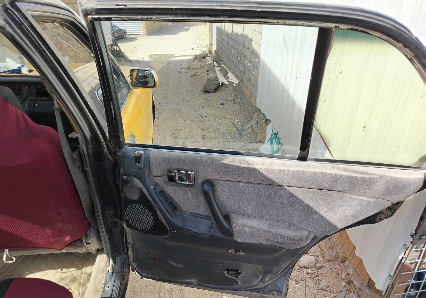 السلام عليكم سيار لبيع ارنب طويل موديل 2000 محرك ففتي وكير مكفول سياره السعر 28 بي مجال    الناصريه السوق الشيوخ رقم ***********
