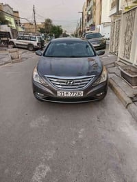 للبيع فقط هيونداي سوناتا 2013 وارد أمريكي رقم بغداد الجديد بأسمي تحويل...