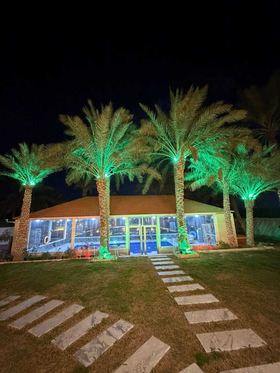 متوفر حجوزات طيلة ايام الاسبوع

احجز مزرعتك وانته مطمئن 🍀

المزرعة موثقة بتطبيق اجرلي 😉

متوفر مسبح مغلق ومي حار ومسبح مفتوح☺️ 
مزرعه Vip 

الموقع ابوغريب 🗺️

 للاستفسار عن التفاصيل التواصل مع الرقم واتساب فقط 
*********** 🤗☎️
