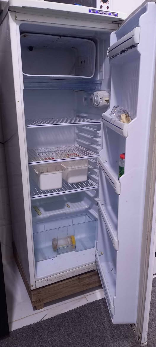 ثلاجه نضيفه حجم وسط ماداخله تصليح شرط تجمد 
السعر 125 عنوان نجف 
@إشارة


**إذا كنت صاحب هذا الإعلان وتريد حذفه لأي سبب، رجاءا أرسل رسالة إلى الدعم الفني**