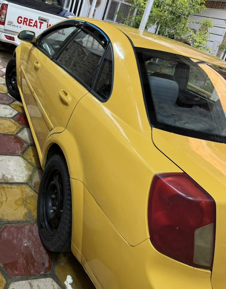 السلام عليكم
اوبترا  خليجي موديل 2006
كير اوتوماتيك 
كفاله عامه من الضربه والتبديل 
سياره جديده مال جناي
كير جديد 
مكينه جديده حاويه 
حداديه خلفي وامامي جديد 
تخم تاير جديد 
مصفره هيئه وغرامات 
تبريد ثلج 🌨️
رقم قادسيه 
السعر52
مكاني حله المركز
الاستفسار 
***********
