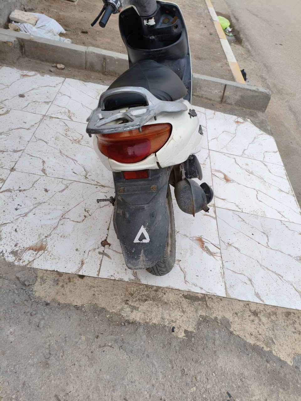 السلام عليكم اكزز للبيع بسعر مناسب الدراجه مال جر وعر مال جناي مكينه تخبل عوزه بس تصليح راجز شغاله نكره بكل وقت سعر 225وبيه مجال مكاني ناصريه مركز


**إذا كنت صاحب هذا الإعلان وتريد حذفه لأي سبب، رجاءا أرسل رسالة إلى الدعم الفني**