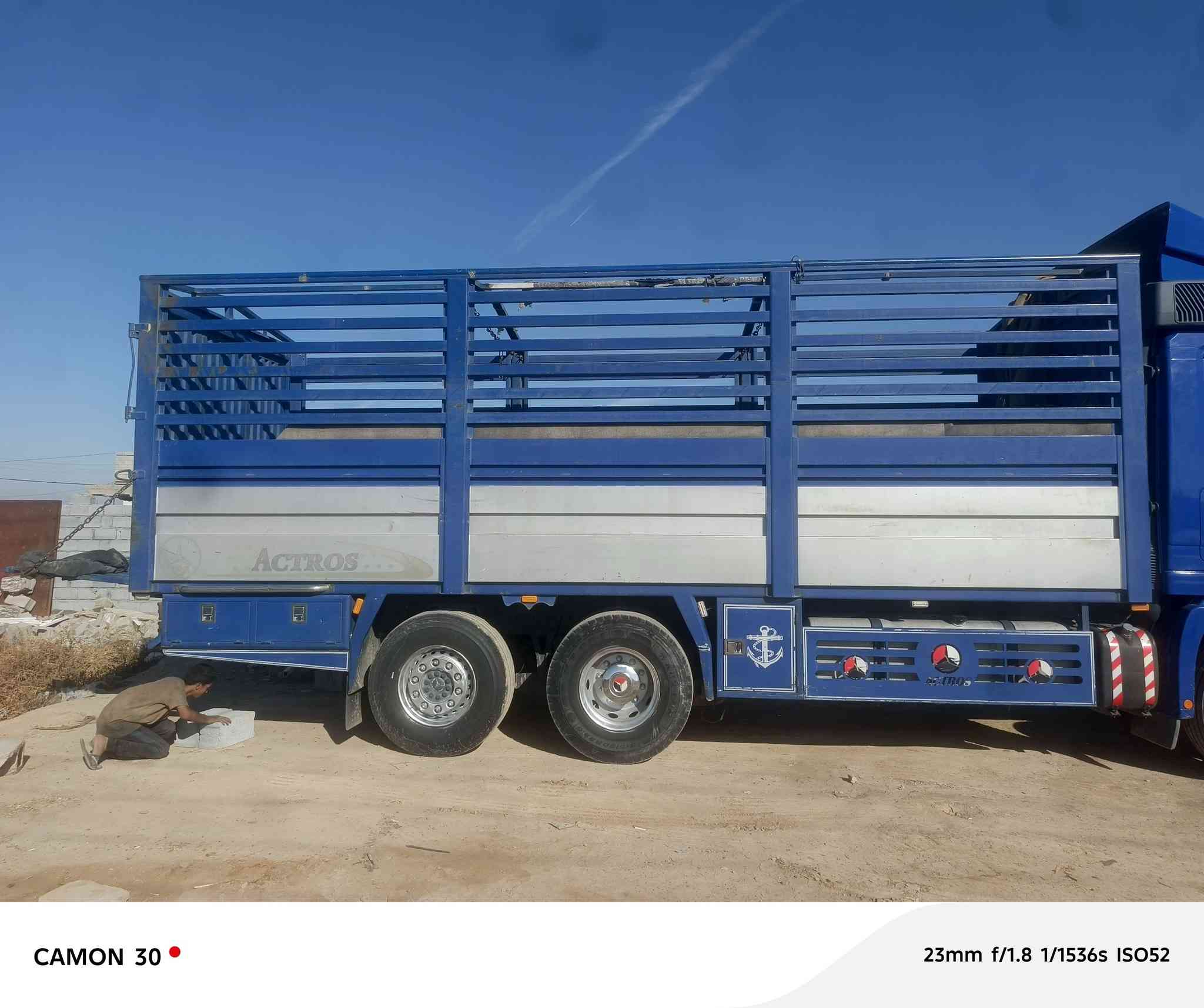 بدي حمداني للبيع محمد رياض شبخه اربعه ونص العنوان خان بني سعد***********
