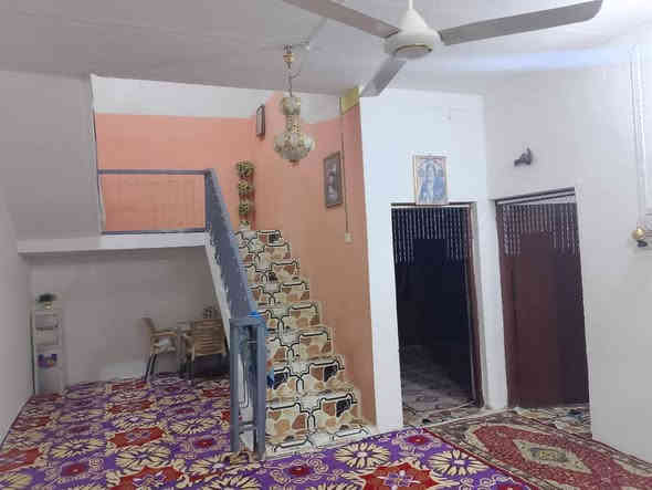 رسم الله الر حمن الرحيم
بيت طابو للبيع 
وره بدعه 
مساحه البيت200
ديوانيه 6*4
مطبخ 4*3
صاله 7*4ونص
غرفه 5*3ونص
 غرفه 4*3ونص
صحيات خارجيه
ترك متر على طول بيت
تصال على رقم   ***********
