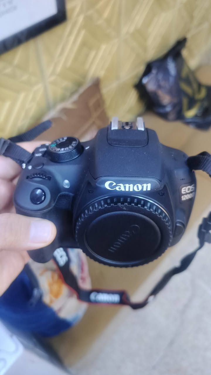 متاح كانون 1200استخدام شهر مع 2عدسه وجنطه ورام السعر 250 المكان بغداد


**إذا كنت صاحب هذا الإعلان وتريد حذفه لأي سبب، رجاءا أرسل رسالة إلى الدعم الفني**