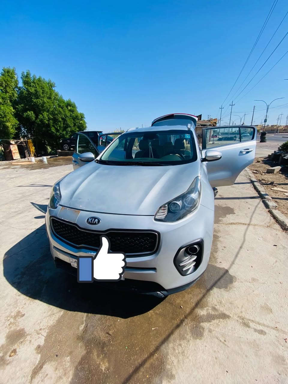 كيا سبورتج 2017
خليجي 
ضربتها بنيد فقط وبيها بارد خفيف
السيارة نظيفة وعلى أيدي ماشية 117
مكينة 2400 GDl
رقمها ميسان 
باسمي تحويل مباشر
الاستفسار وسعرها هذا رقمي 
***********
