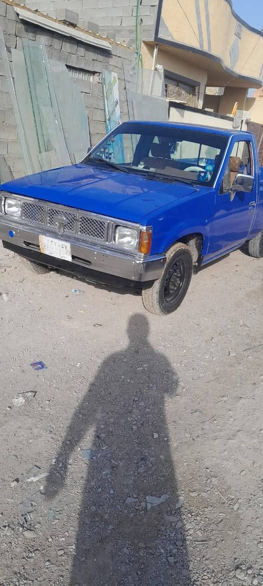 السلام عليكم بيكب للبيع موديل 1991 معمره جديد المكينه والكير حاوية السيارة كلش حلوة ومتعوب عليها تخم تايرات جدد كير اوتوماتيك رقم ديالى بسم جاري تحويل مباشر السعر 39 العنوان بغداد البياع هاتف ***********
