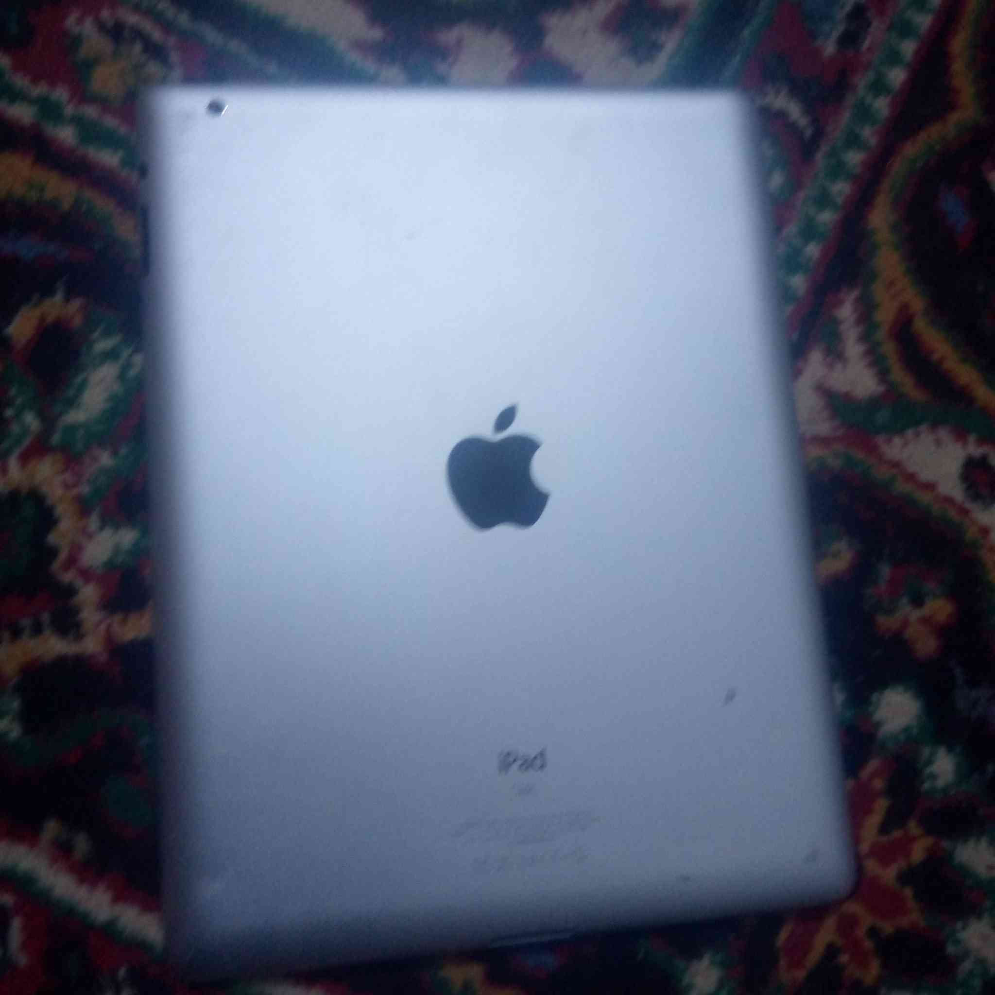 السلام عليكم ايباد اصدار قديم للبيع سعره 50 وبي مجال مكاني كربلاء كنطرت السلام ***********
