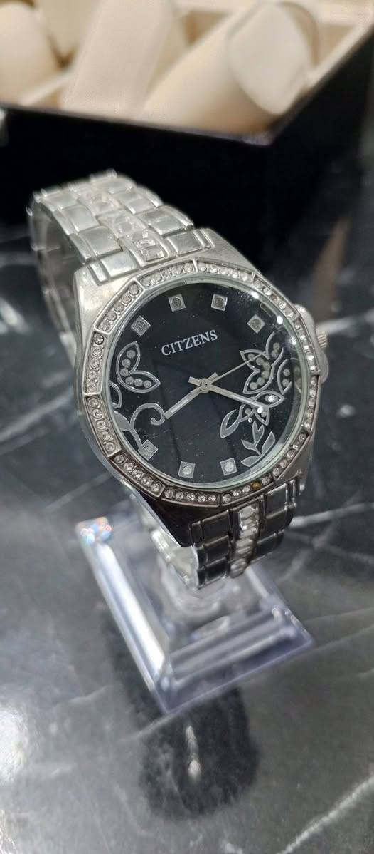 السلام عليكم
7 قطع ساعات ياباني اصلي ابيع شلع 60 الف توصيل فقط بالموصل.


**إذا كنت صاحب هذا الإعلان وتريد حذفه لأي سبب، رجاءا أرسل رسالة إلى الدعم الفني**