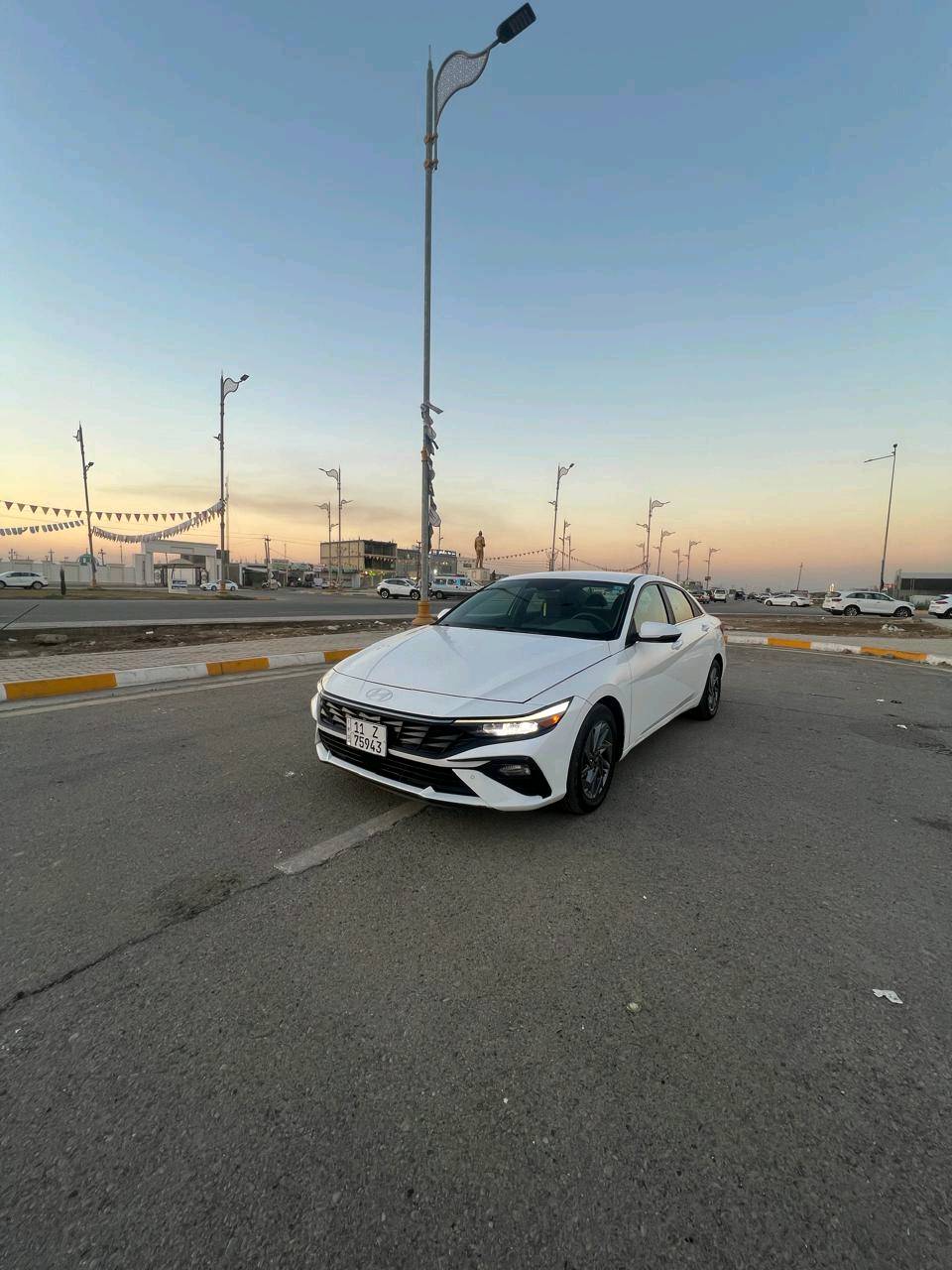 النترا هايبرد 2024
 السعر 150
ماشيه 55
بجم كبس 
تبديل بابين نفس اللون وصبغ الدوسه 
بصمه
رادار 
شاشه تبريد منفصل 
تحديد مسار 
مانع انزلاق 
3 انظمه قياده 
سايد بريك دكمه 
تبريد قطعتين 
اشاير بلمرايه 