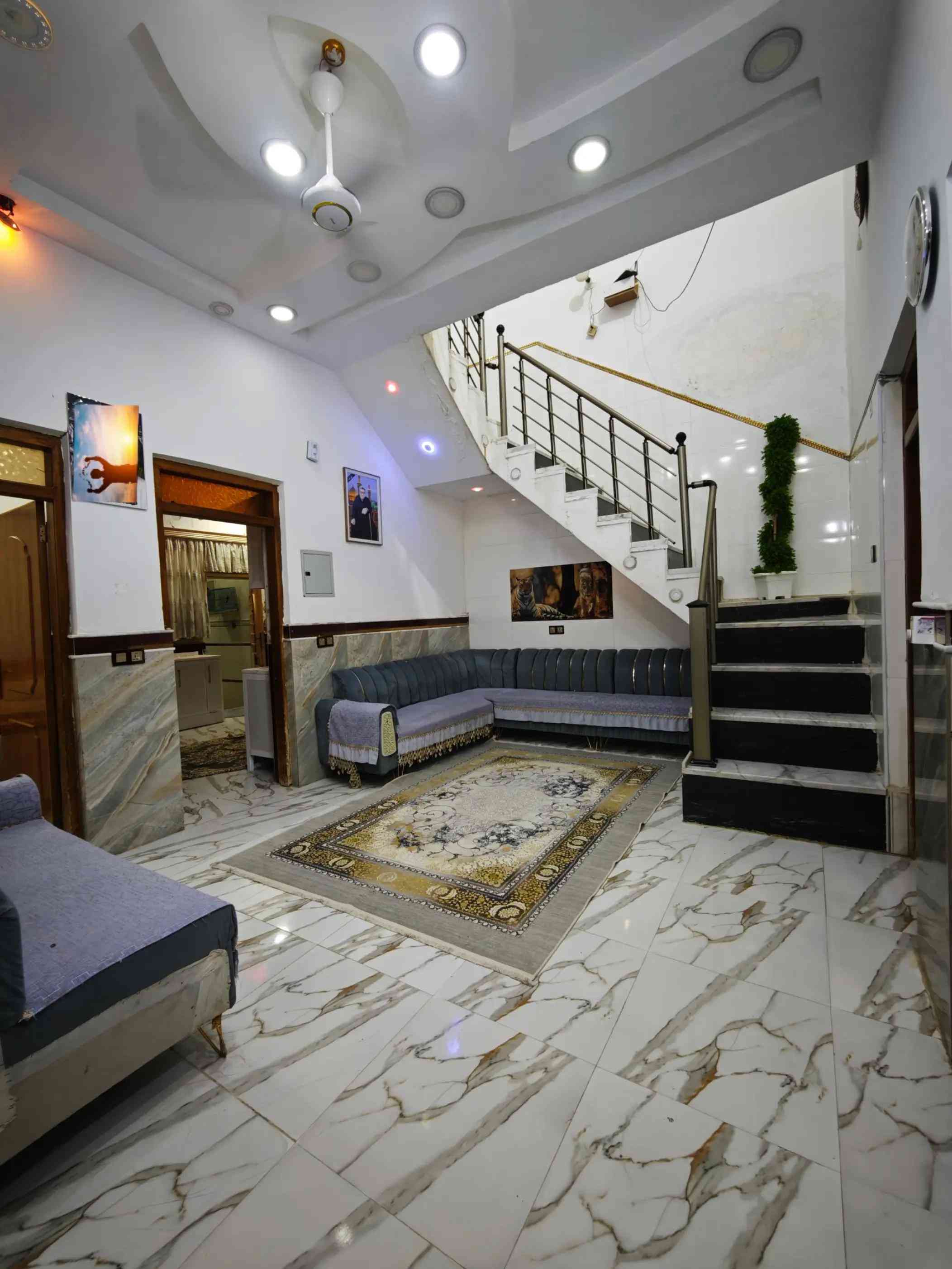🏡 دار طابقين بناء حديث للبيع في الماجدية 🏡 📍 المنطقة: ميسان - العماره - الماجدية (شارع الجامع). 📍 شارع 15 - قرب مضيف الشيخ كاظم مشتت 📐 المساحة الكلية: 152 متر 📏 الواجهة: 7.5 متر. 🏗️ طابقين بناء حديث (الطابق الأول منجز عام 2020).⬇️  غرفتين نوم مريحة 🛏️🛏️ صالة داخلية واسعة + منور للتهوية والإضاءة الطبيعية ☀️ مطبخ مجهز بالكامل 🍳 استقبال ضيوف 🚪 طرمة🚘 صحيات(داخلية + خارجية) 🚽 ⬆️ الطابق الثاني: بناء (2023) 3 غرف نوم واسعة 🛏️🛏️🛏️ صالة 🛋️ مجموعة صحيات متكاملة 🚽 💵 السعر: 175 مليون دينار عراقي (قابل للتفاوض) 📞 للاستفسار والتواصل المباشر: للمزيد من التفاصيل أو لتنسيق موعد لمعاينة العقار، يرجى الاتصال بنا: ☎️ رقم الهاتف: *********** 🤳 واتساب أو اتصال مباشر أهلاً وسهلاً بكم، مكتبنا في خدمتكم دائماً لتقديم أفضل العروض #عقارات  #قطع_اراضي  #عقار  #بيع_و_شراء_عقارات #الشعب_الصيني_ماله_حل😂😂 

