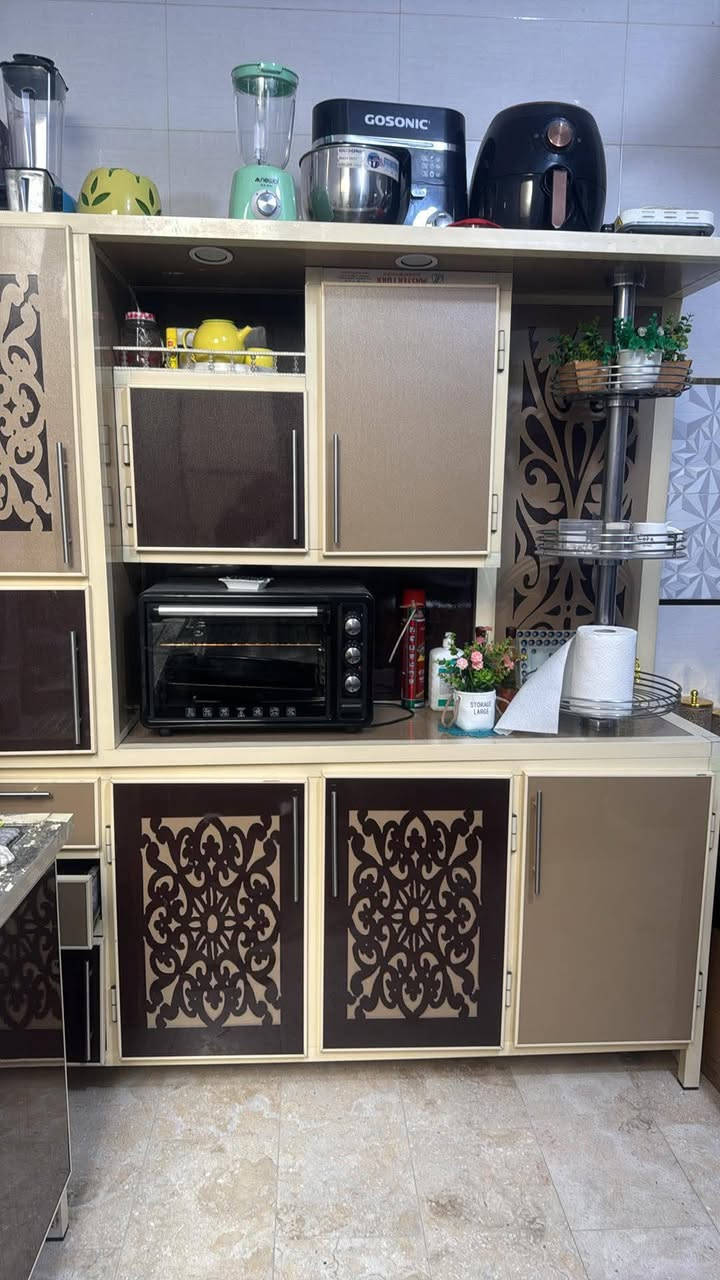 س ع عندي اثاث بيت للبيع @ للتواصل ***********
