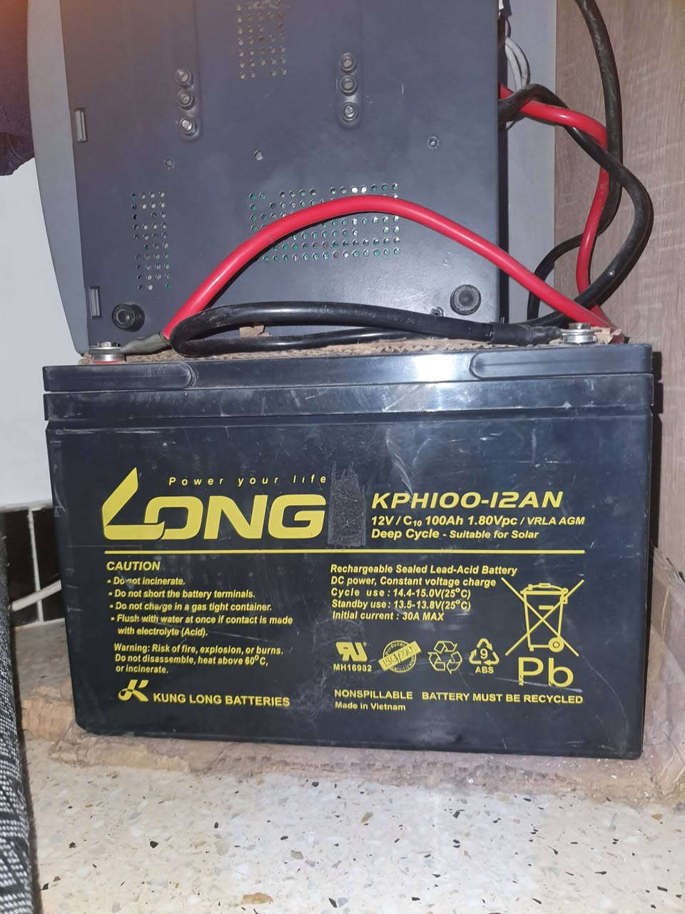 عاكسه فاربر 1000v✅
مع باتري 100 امبير 12V جل ديب سايكل ارقى نوع
شغله مرتبه تكفيك ساعتين الى 3 حسب استخدامك
مكاني بغداد غزاليه
السعر 320 الف
***********
