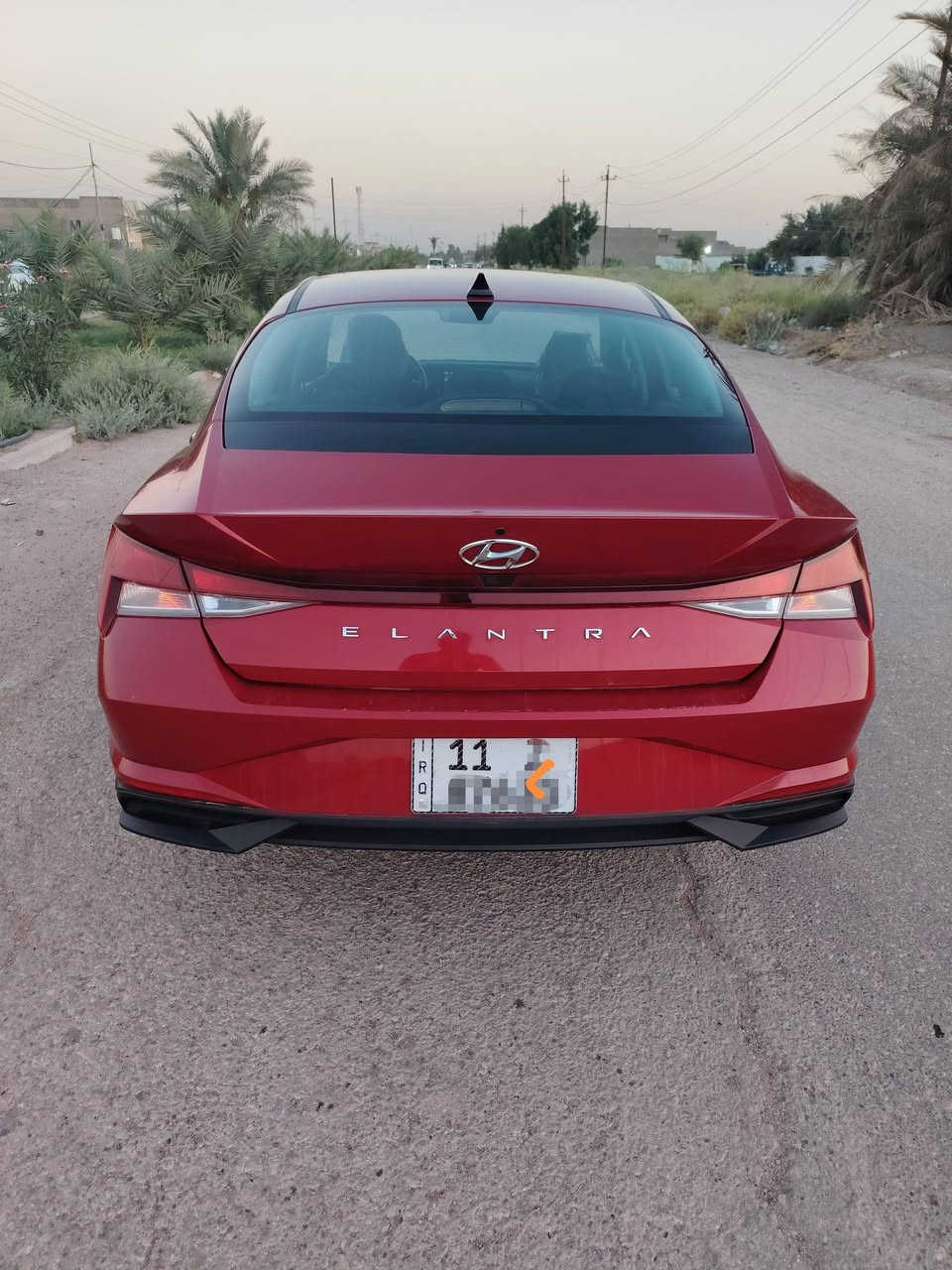 السلام عليكم
سياره النترا للبيع موديل 2023 وارد ضرر كلش بسيط فقط شخط اسفل الباب خلف السايق ونصبغ نص باب فقط ايرباكات سليمه دعاميات كبس على وضع الشركه كير ومحرك دوش  مكفولات ماشيه 60 الف كيلو مو ميل نص فول تخم تاير جديد صدر امامي وخلفي مكفول السياره رقم بغداد بأسمي
***********
