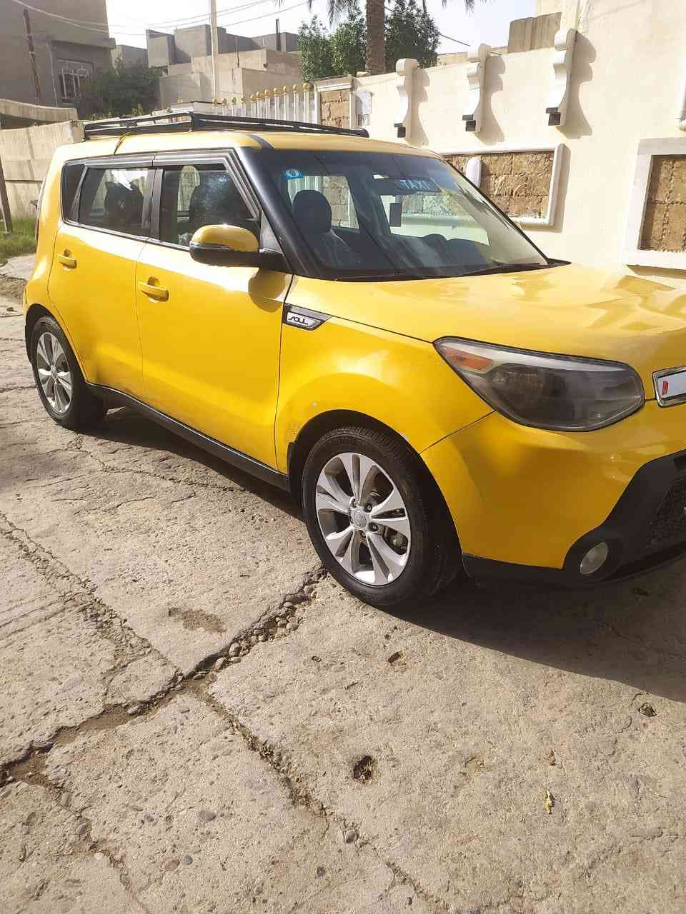 السلام عليكم كيا صول موديل 14 بغداد انكليزي باسمي المكان بغداد اجره مصفره هيئه ومدفوعه لسنه 2026 مكينه 2000حادثه جاملغ الخلفي وشويه بل الحوض تبديل صندوق فقط الباقي ليبل واحد تبريد ثلج و تحكم جهتين مثبت سرعه بلوتوث سماعات حاكيه  جام كهرباء كشاف اشاير بل المري ويل كب 17 كير at المرغوب
السعر 88$
الاتصال ***********
***********
