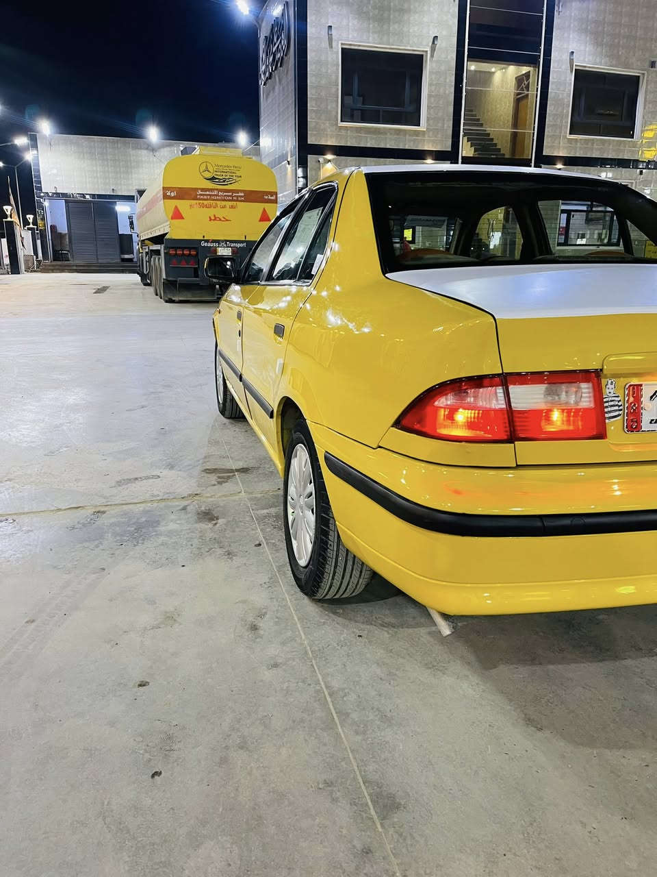 السلام عليكم سمند موديل 2012 السيارة خير من  الله رقم نكليزي مصفرة هيئة وغرامة سنوية لل30 صدر خلفي امامي جديد تخم تاير جديدي مكاني بغداد السعر 43  وبيهة مجال الرقم ***********
