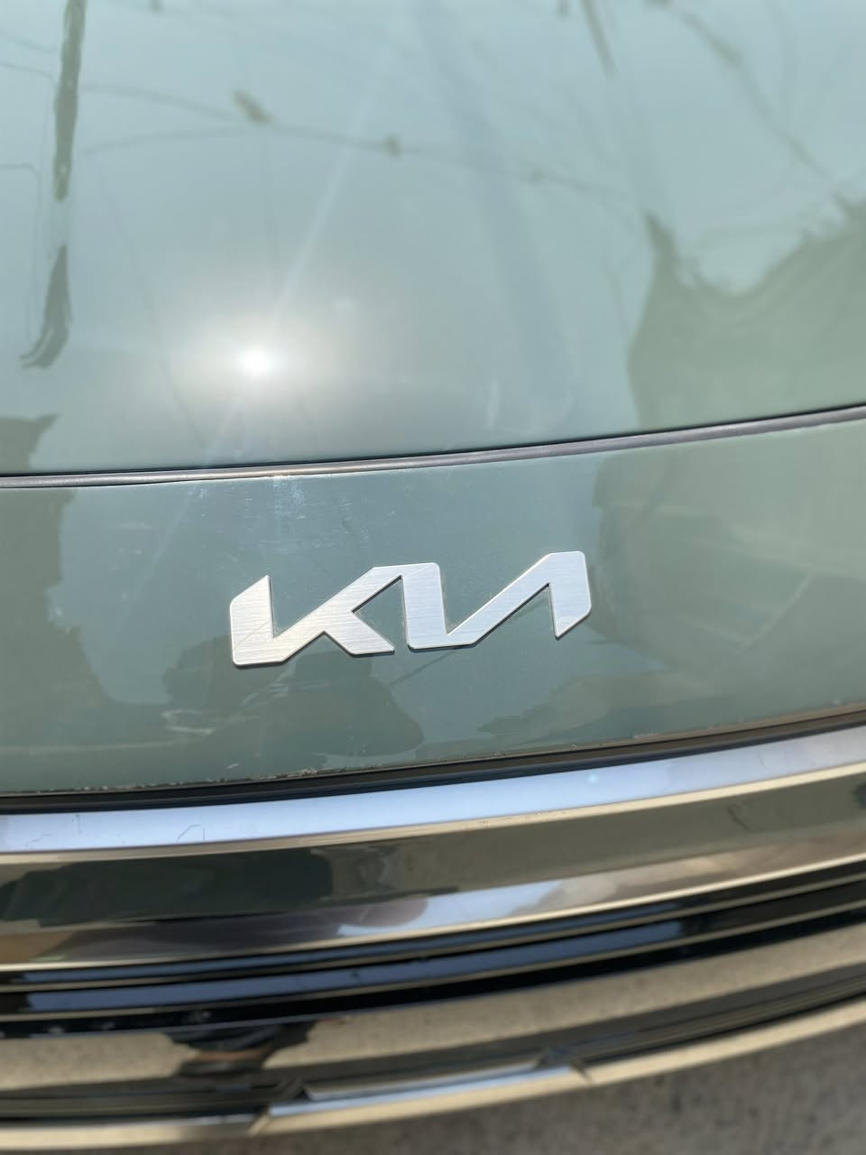 سلام عليكم
كيا نيرو هايبرد 2024 الشكل الجديد EX
فول مواصفات عدى الفتحة 
وسيارة اقتصادية جداً تفول مرة للشهر 
صور الحادث خاص
الاضافات:
بصمة ابواب وتشغيل عن بعد
محرك 1600cc هايبرد
داخل ابيض
رادار جانبي وامامي
بطارية ليثيوم
شاشة كبيرة
كاميرا خلفية
حساسات خلفية
كرسي كهرباء
كراسي تدفئة
اتو هولد
نظام توقف عند اقتراب من جسم معين
مانع تصادم
تصحيح مسار
مثبت سرعة
مانع انزلاق
دخول ذكي
إنارة ترحيبية
غمازات عالمري
نقطة عمياء
حساسات تجاوز BSM
شاحن وايرلس
شاشة اعطال
عداد ديجيتال
جنط قياس 17
اضوية امامية زنون LED
اضوية خلفية LED
كشافات زنون LED
حساسات إضاءة
إنارة تلقائية Auto
إضاءة فل LED
أوامر صوتية
شفتات بالستيرن
حساسات اصطدام
حساسات مطر
حساسات دخول الإنفاق
حساسات ضغط هواء الإطارات
GPS
نافيجيشن
انارة متغيرة بالدشبول
تبريد منفصل
قطعتين تبريد وتبريدها ممتاز
منافذ USB بالمقاعد
شاشة تدعم ابل كار بلي
كندشن مركزي
نظامين قيادة (ايكو وسبورت)
وبيها مواصفات كثيرة أخرى 
مرقم بغداد 
عنوان بغداد للاستفسار ***********
واتساب ***********
