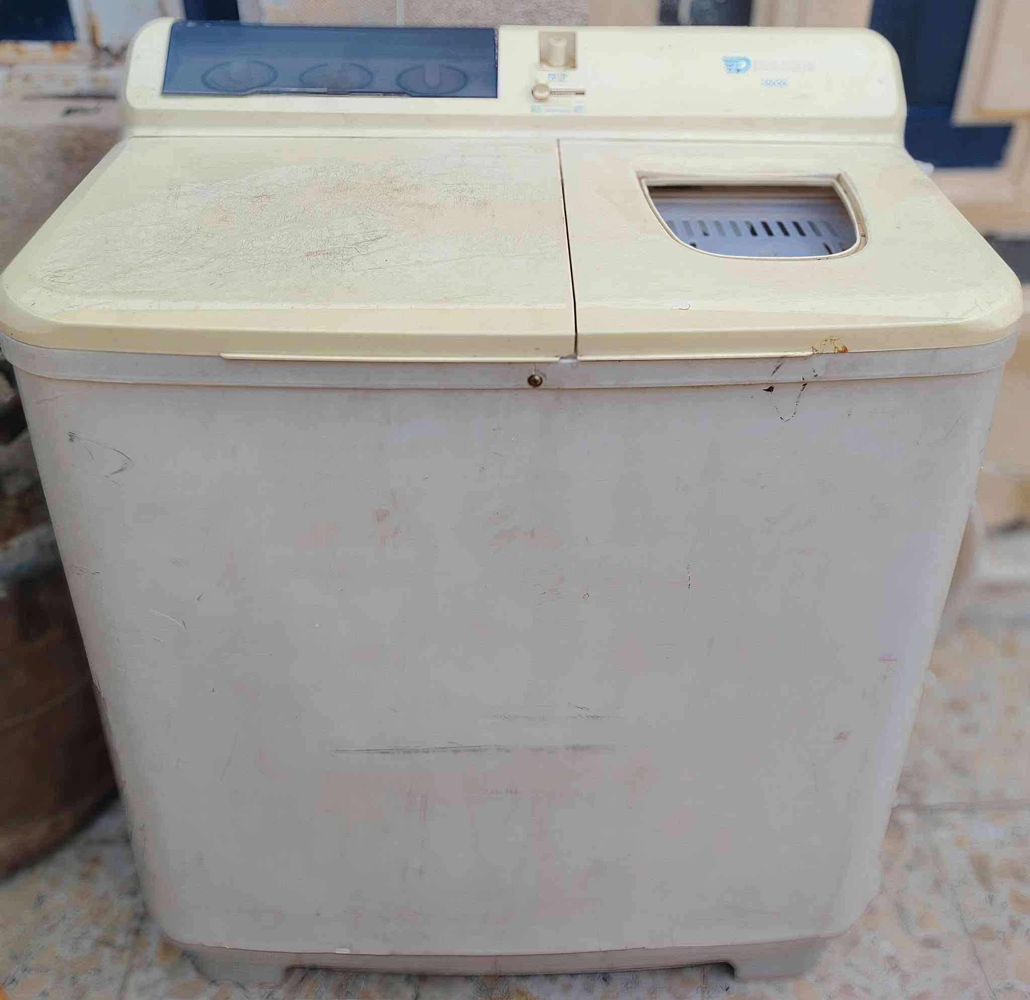براد كلش نضيف حجم كبير 75 غساله شغاله غسل وتجفيف 50 مكان نجف ميلاد


**إذا كنت صاحب هذا الإعلان وتريد حذفه لأي سبب، رجاءا أرسل رسالة إلى الدعم الفني**