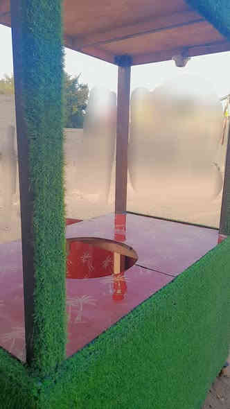 السلام عليكم
عربانه للبيع 
تزكام درجه اوله
 ومغلفه حشيش اصطناعي نوعيه الاصليه خوش تغليف 
و مأسس اله كهرباء 
والعربانه دفع بيه تايرات 
و الخشب درجه اوله 
و تجي وياه معجانه على كد الدائره مالته 
وطالعه لشغل بس 3 ايام 

ماعوزه شي كبل للشغل 

و السعر 225$
وبيه مجال 

مكاني كربلاء 

الرقم ***********

رجأ المو شراي لا يتصل 

والتعليق يعكس اخلاقك
