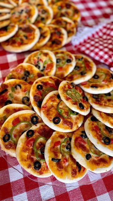 ميني بيتزا 25قطعه بسعر 10الاف
للطلب والاستفسار على الرقم ***********يوجد توصيل داخل الزعفرانيه فقط
