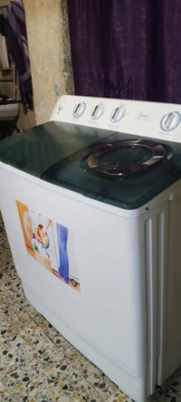 غساله ميديا حجم العملاق 30كليو تغسل بطانيات السعر 135مدينه الصدر بغداد...
