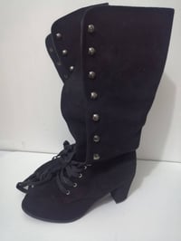 شلعة • نجف • ملابس