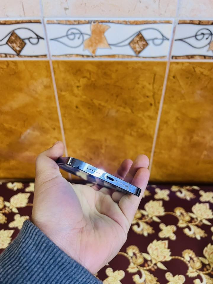 ايفون 13 برو ماكس
ذاكره 512 بطاريه 95 تك سيم
مامفتوح بحري السعِر 700 الف
***********
