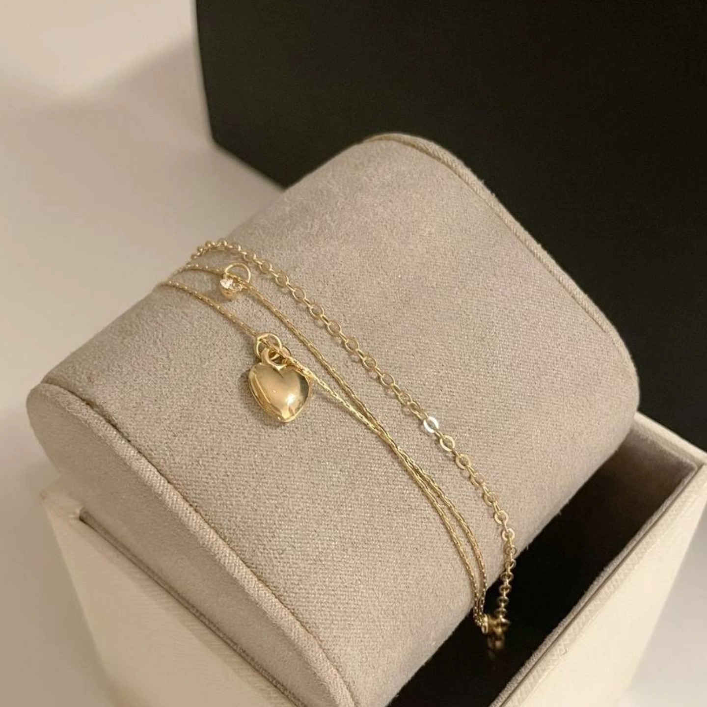 ⁨ مجموعة اسوار ستانلس ستيل مقاومة للصدأ 🤍✨

ـ السعر: 5 الاف فقط 
- التوصيل متوفر لكل المحافظات 
- خصم %10 على الطلب القادم 
- للطلب أو الاستفسار.. مراسلة الصفحة 🤍✨⁩


**إذا كنت صاحب هذا الإعلان وتريد حذفه لأي سبب، رجاءا أرسل رسالة إلى الدعم الفني**