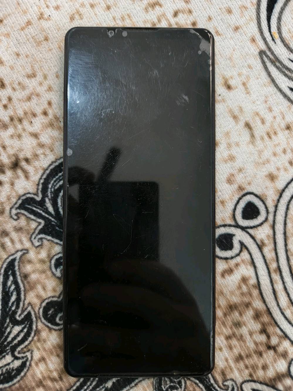 Sony Xperia 1 Mark 3  5G📶
سوني إكسبريا 1 مارك 3  تقنية 5G📶

يتميز بتردد شاشة 120 هيرتز من نوع اوليد 4k OLED📱

معالج سناب دراكون Snapdragon 888 القوي 🚀🔥

الرام 12 گيگا والذاكرة 256 گيگا 💽

بطارية حجمها 4500 مللي امبير مع دعم الشحن السريع بقوة 33 واط 🔋⚡

ونظام كاميرات ثلاثي بدقة 12 ميگا بكسل وامامي 12 ميگا بكسل 📸

مقاومة الماء والغبار (IP65/IP68)،💧📳
يأتي مع منفذ سماعات 3.5 ملم.
بصمة اصبع جانبية .

من حيث الاداء : تشغيل لعبة بوبجي 90 فريم 🔥
لون الجهاز : أرجواني .

نضافة الجهاز 90% 
وغير داخل صيانة ✅

العنوان : البصرة - قضاء المدينة