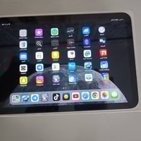 ايباد ميني 6 للبيع نضافه 95 ذاكره 64 شراي يتفضل سعر 350 بي مجال قليل ‏...