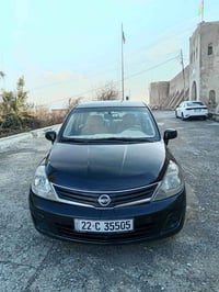 نيسان فيرسا • ٢٠١١ • كويسينجاك