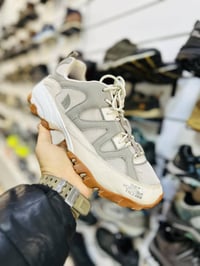 ذا نورث فيس • مقاس ٤٢.٥ • أصلي