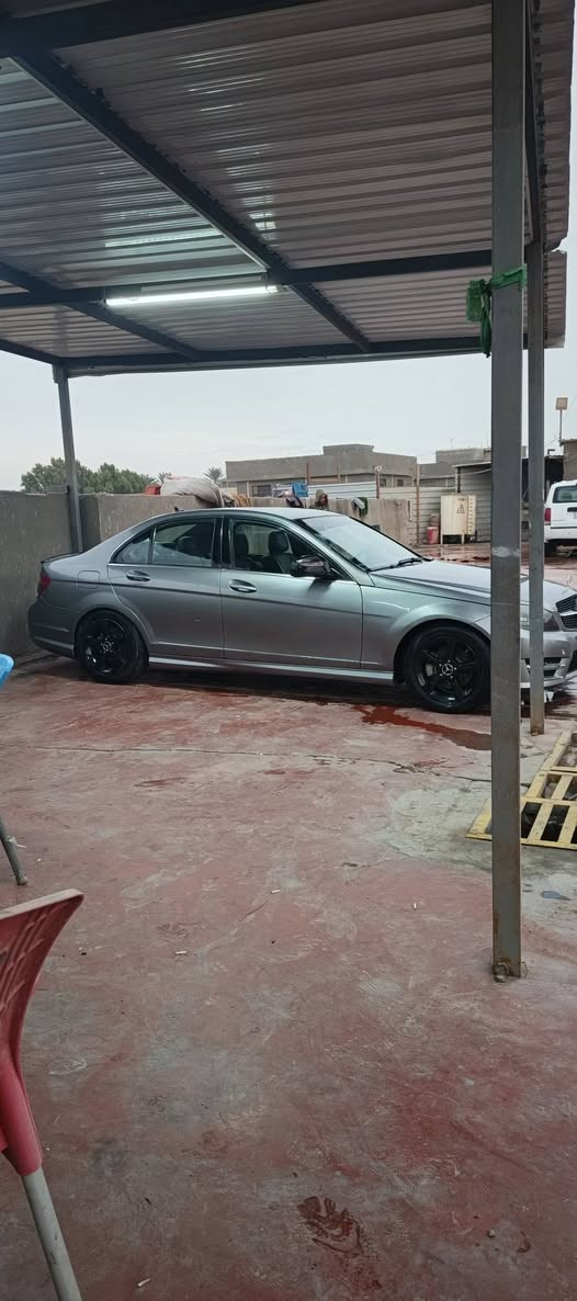 السلام عليكم 
مارسدس c300 للبيع او مراوس حسب القناعه
موديل 2008
محرك 6 سلندر حجم 3000 
السعر 130$
 وللعلم الصور قبل اسبوع والسوك كلشي بي حسب النظافة والسونار مرفق مع الصور 
 للأستفسار اكثر الاتصال او واتساب  ***********
