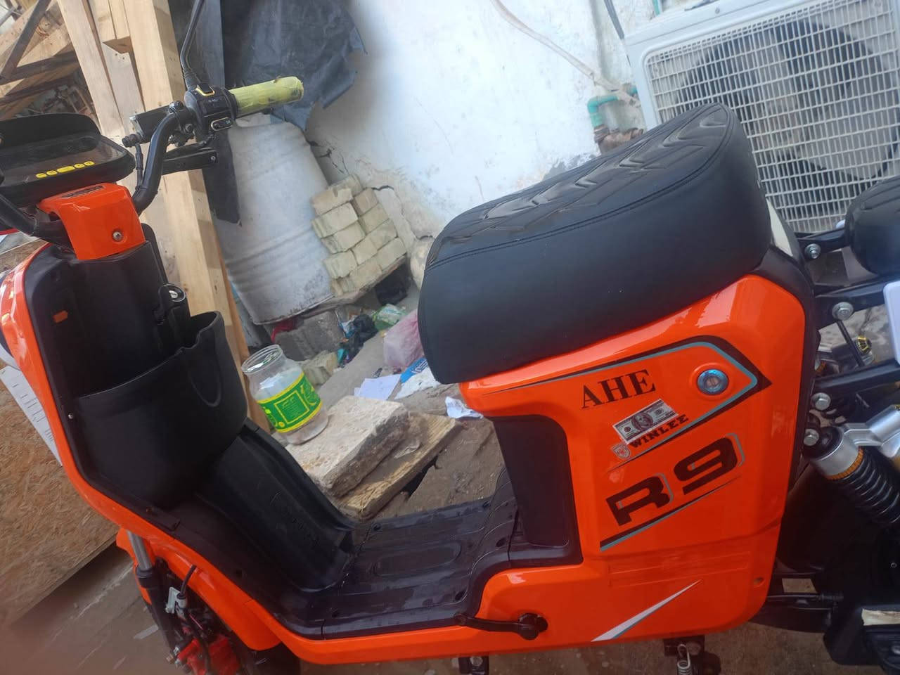 R9 موديل 2026
بصمه بلوتوث فول مواصفات بطارية ليثيوم يعني انسه الصرف سرعه ٧٠ حقيقي 
للبيع ب٥٥٠ قبل شهر طلعتها من المعرض


**إذا كنت صاحب هذا الإعلان وتريد حذفه لأي سبب، رجاءا أرسل رسالة إلى الدعم الفني**