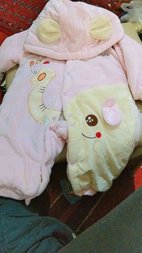 ملابس أطفال • مواليد لحد سنة • نضيفات