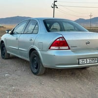 نيسان صني • ٢٠٠٧ • أصفر