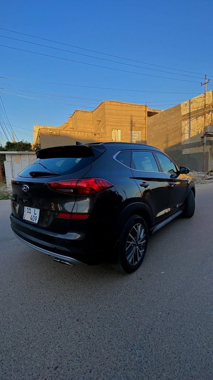 اعتذر عن المراوس فقط بيع
للبيع توسان 2020 وارد امريكي 

سياره فول مواصفات 
بدون ما اذكرهن حرفياً شنو ابالك بيها 

كير مكينه شواصي لغود دواخل كفاله

حداديه امامي خلفي باتري جدد

ادامه كامله نوزلات بلكات فيول بم 

تبريد خير من الله 

(0) مسج 

حادثها قطعه وحده والباقي كفاله وبيها سونار 

بسمي رقم بغداد جديد تحويل وين ميعجبك

مكانها بغداد مرور تاجي 

سعر 173 وبيها مجال قليل جداً والسياره جديده 

للاستفسار. *********** واتساب
