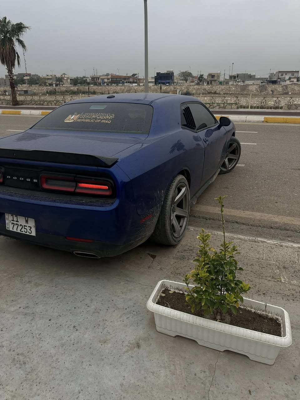 🔥 فرصة مميزة للبيع — SXT موديل 2019 🇺🇸🔥

سيارة نظيفة جداً وبحالة ممتازة، استخدام شخصي ومواصفات كاملة  

🔹 المحرك: 3600 (6 سلندر) قوي وعملي  

🔹 اللون: أزرق مميز جداً 💙  

🔹 الرقم: بغداد دولي  بأسمي

🏁 المواصفات الكاملة 🏁  

✔ دخول ذكي (بصمة تشغيل + بصمة أبواب)  

✔ شاشة كبيرة أصلية  

✔ نظام ملاحة GPS 🗺️  

✔ Apple CarPlay  

✔ مقعد سائق كهربائي  

✔ مرايا تعتيم ذاتي  

✔ كاميرا دوارة  

✔ Sport Mode  

✔ لايتات LED  

✔ بنيد سبورت فتحتين أصلي بلادي  

✔ سبايدر خلفي وكالة  

✔ رنكات نجمة خسفة قوية اصلي قياس 20  

✔ تايرات أمامي وخلفي جدد  

✔ باقي مواصفات SXT المعروفة كاملة  

🔧 الحالة  

السيارة بحالة الشركة 

ممشاها نظيف جداً  

السعر (((138)))
بي مجال بسيط للجادين فقط  

📍 مكان السيارة: ديالى بعقوبة  

📞 التواصل خاص أو واتساب  
***********
