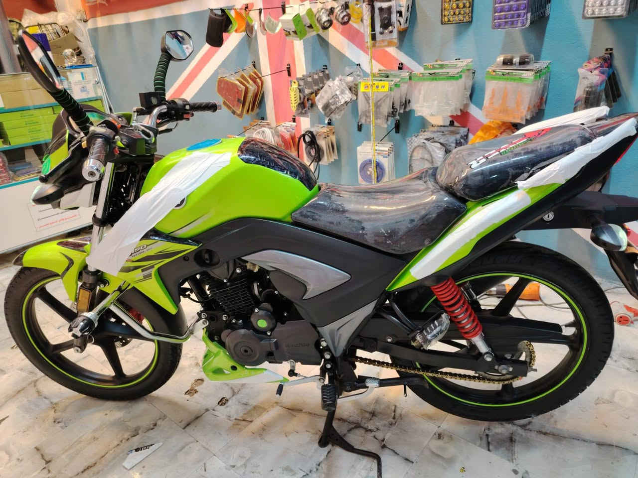 ياألله
دراجه هاوجي جديد حيل كفاله مسجل سنويه تحويل ثاني يوم موديل 2022 السعر 17
متواجد ع الخاص...
الاستفسار... ***********
السكن. رمادي حي التأميم
