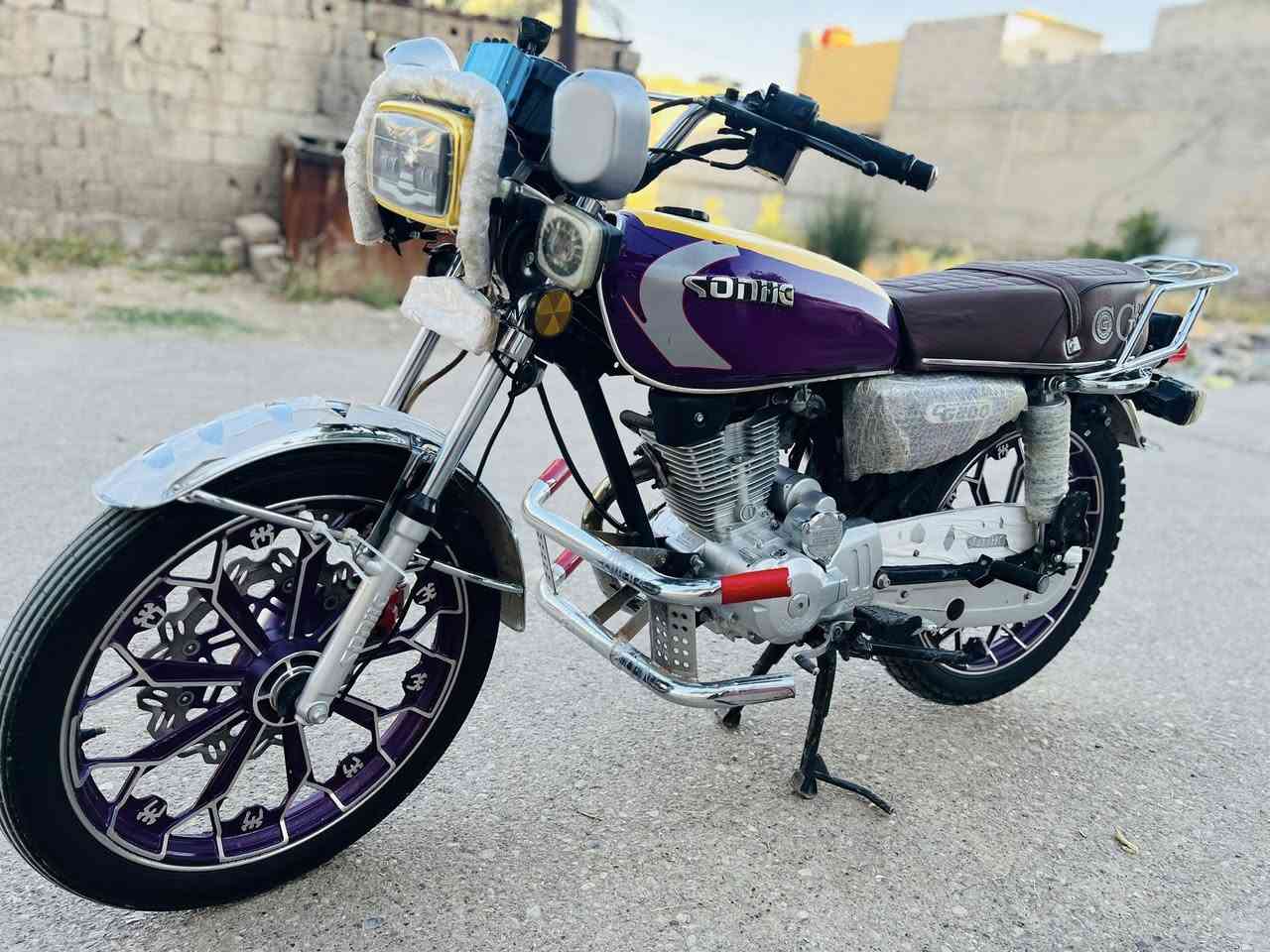 السلام عليكم
دراجه للبيع

سيفان موديل 24

نضافه مثل ماتشوف بالصور الدراجه خير من الله كل نقص مابيها

المكان ديالى_الخالص _سراجق 

السعر خاص 

للأتصال

***********
