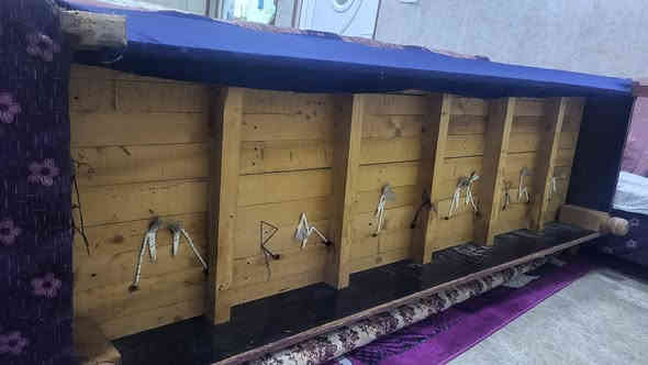 ديوان للبيع سبعة امتار نظيف عراقي الصنع السعر 285 للاتصال ***********
العنوان موصل حي العربي
