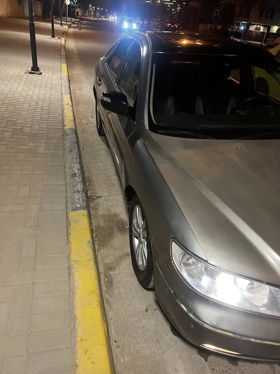 هونداي ازيره 2006 رقم بغداد دولي باسمي مكينه 3300 السياره بيهه جفيه و معمره تعمير مو حلو  تحتاج ترتيب مكينتهه تخبل 
تبريد شغال السعر 65 و بيهه مجال مكاني بغداد الشعلة  ‭0770 434 4615‬
